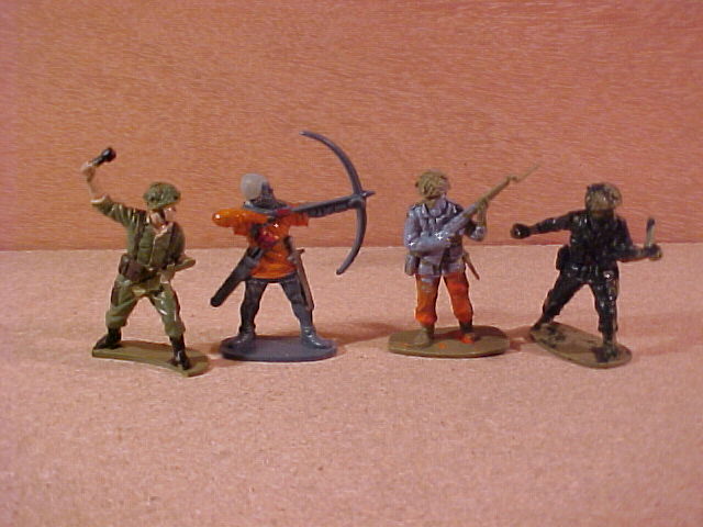 Badly painted plastic soldiers